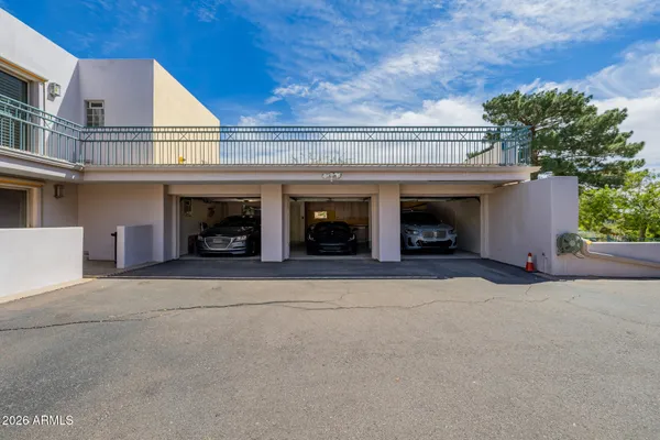 $3,950,000 | 2131 East Bethany Home Road, Phoenix, AZ 85016