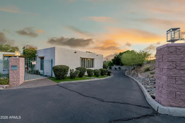 $3,950,000 | 2131 East Bethany Home Road, Phoenix, AZ 85016