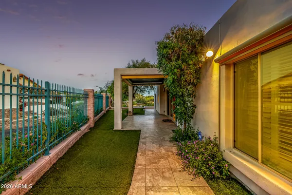 $3,950,000 | 2131 East Bethany Home Road, Phoenix, AZ 85016