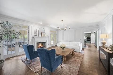 $2,100,000 | 6417 Edinburgh Drive, Nashville, TN 37221