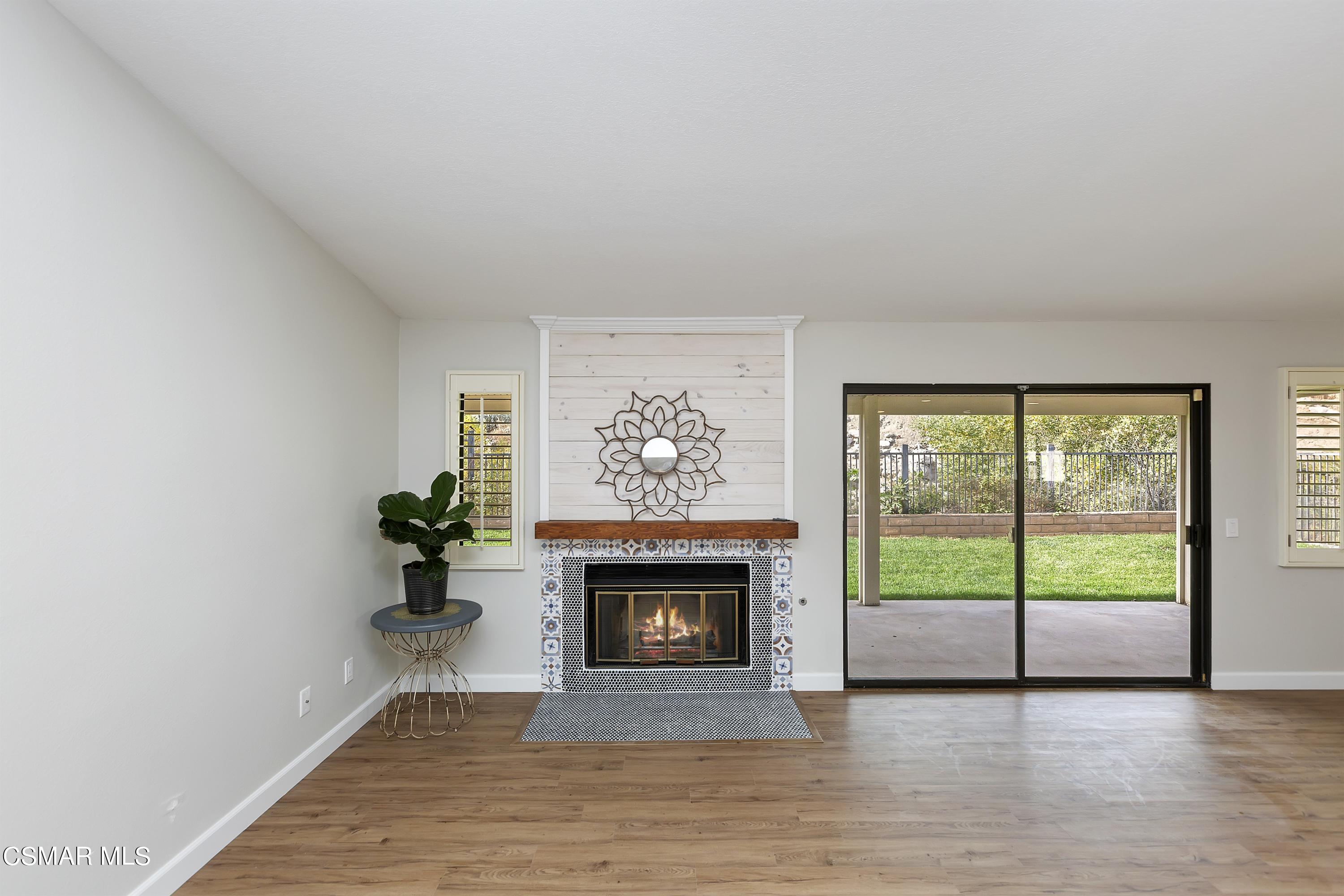 526 Vía Zapata Riverside, CA 92507 - Photo 6 of 37 009_Family Room