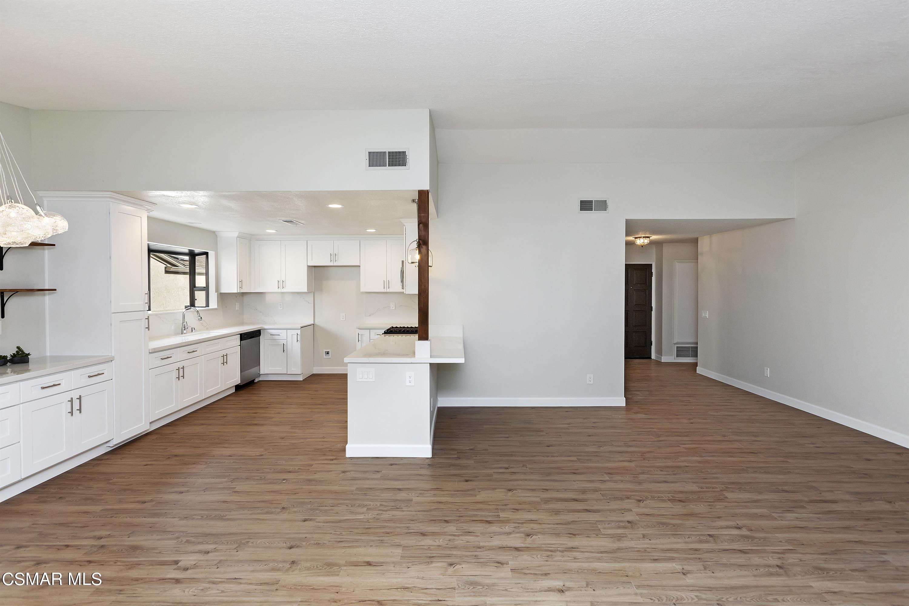 526 Vía Zapata Riverside, CA 92507 - Photo 8 of 37 011_Kitchen & Family Room