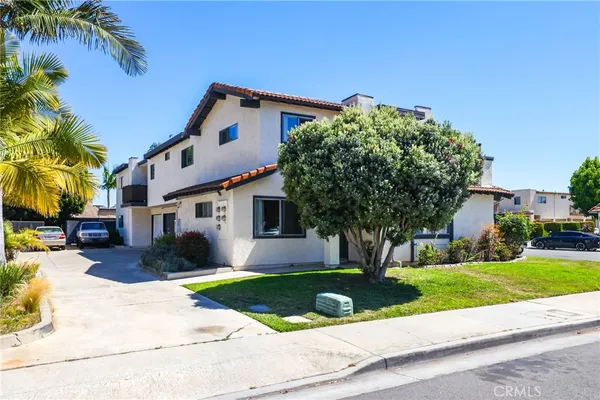 $2,550 | 8091 Graziadio Drive, Huntington Beach, CA 92646