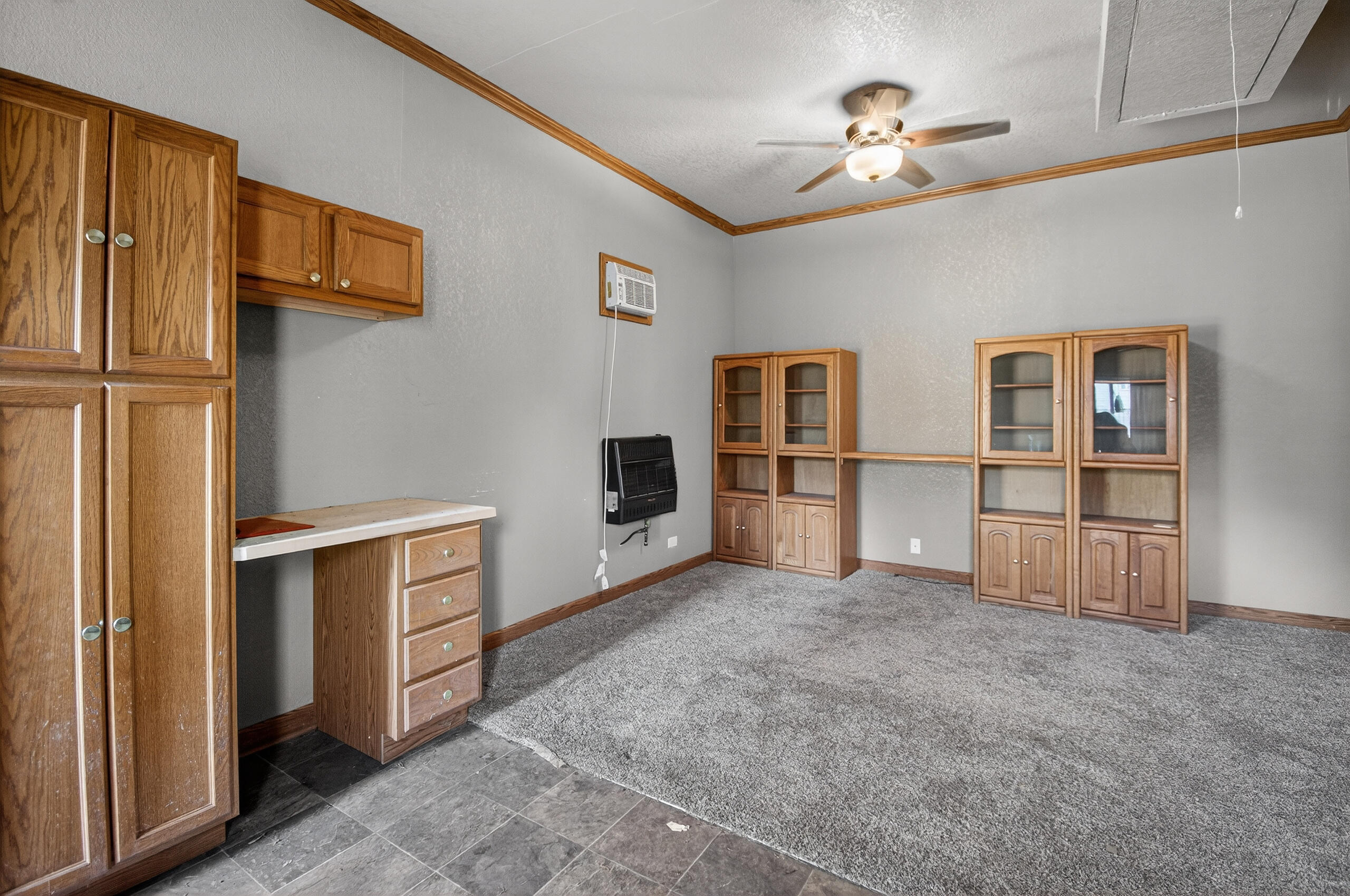 9934 28th Avenue Pleasant Prairie, WI 53158 - Photo 44 of 48 Attached space in pool barn