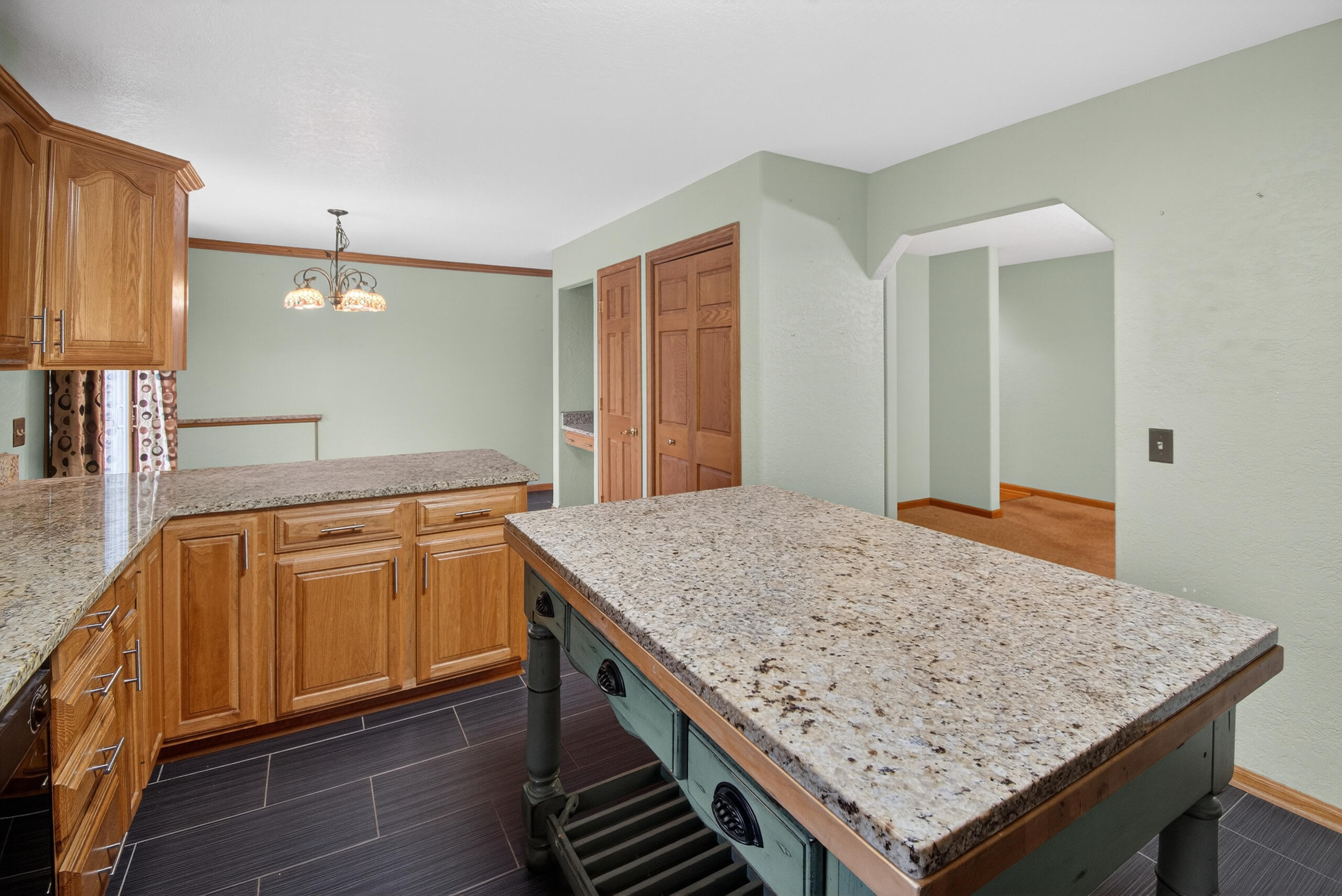 9934 28th Avenue Pleasant Prairie, WI 53158 - Photo 8 of 48 Kitchen