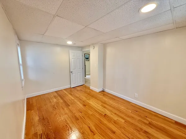 $3,100 | 35 Highland Avenue, Unit 1, Everett, MA 02149