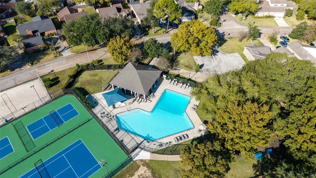 $299,900 | 2707 Ashford Trail Drive, Houston, TX 77082