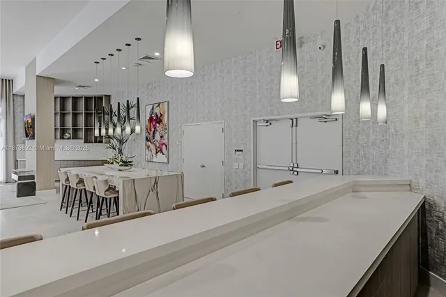 $3,400 | 3640 Yacht Club Drive, Unit 1704, Aventura, FL 33180