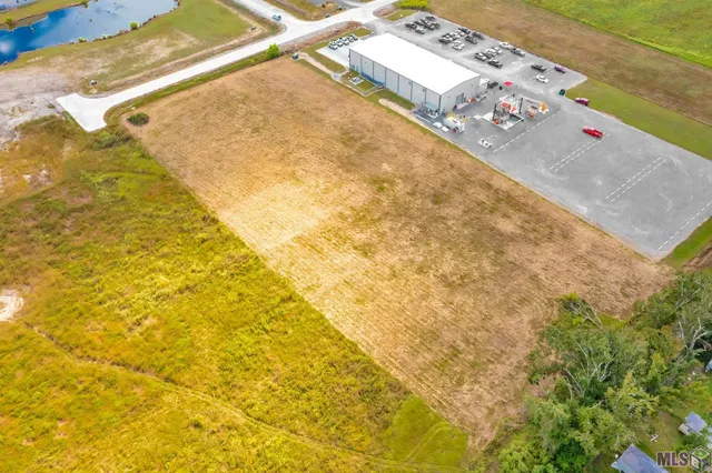 $171,900 | 321 Trinity Lane, Gray, LA 70359