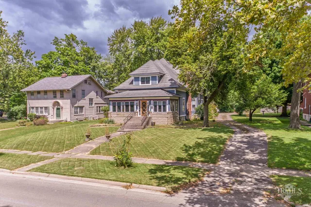 $349,900 | 404 East McCulloch Boulevard, Muncie, IN 47303