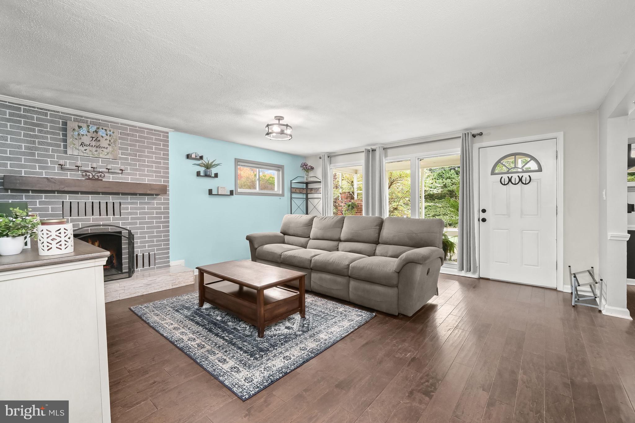 3623 Granite Road Woodstock, MD 21163 - Photo 3 of 38 Living Room