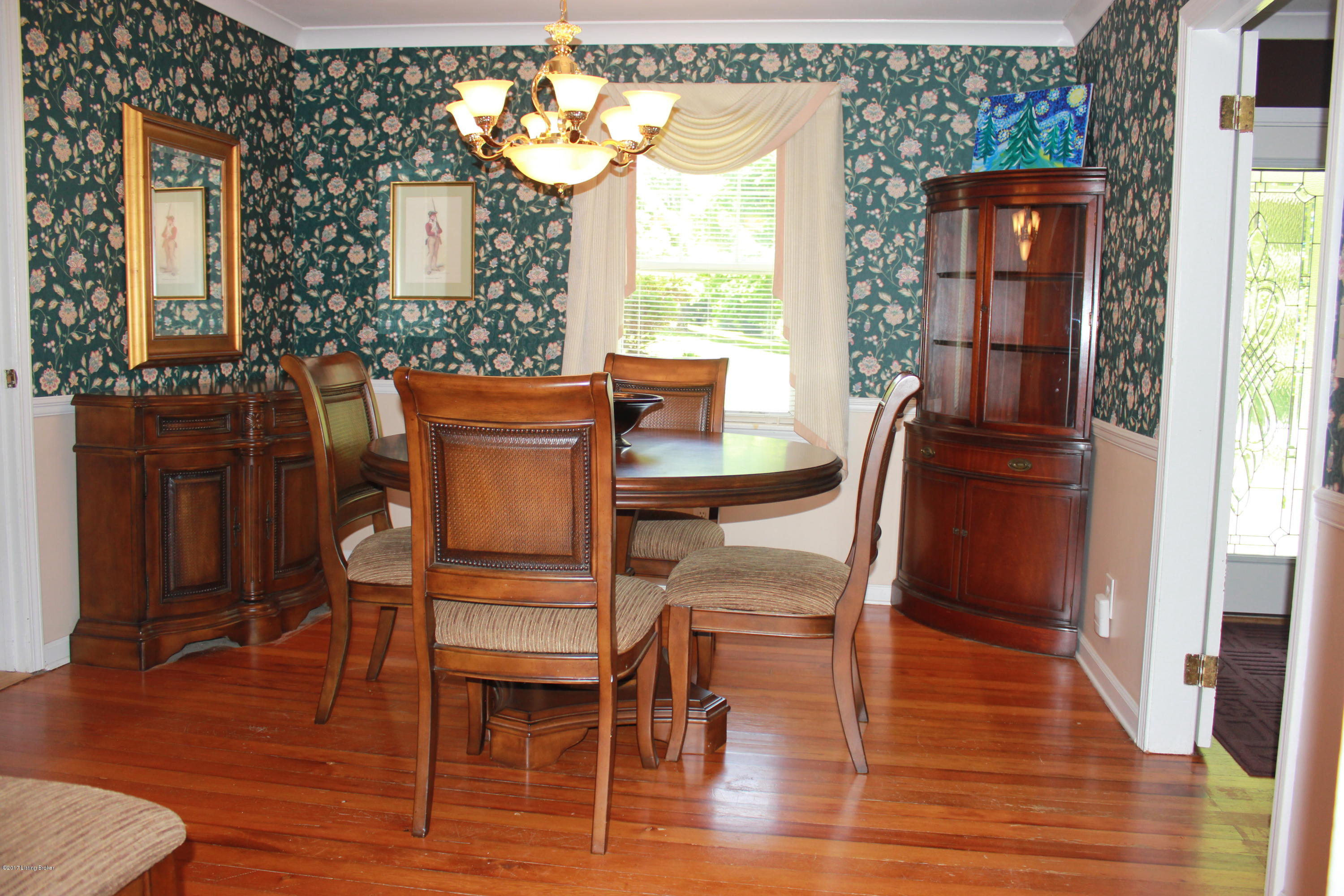 8707 Old Bates Road Louisville, KY 40228 - Photo 13 of 33 IMG_2408