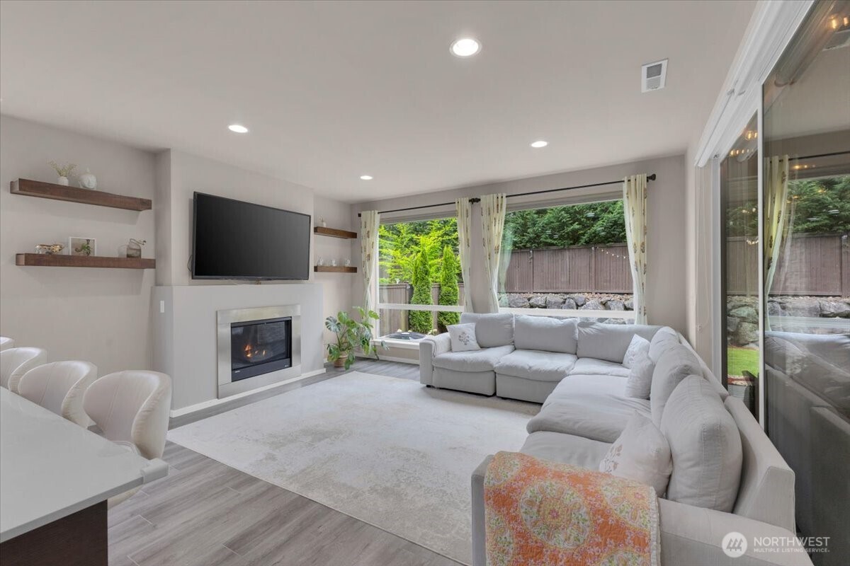 3907 168th Place Southeast Bothell, WA 98012 - Photo 12 of 35