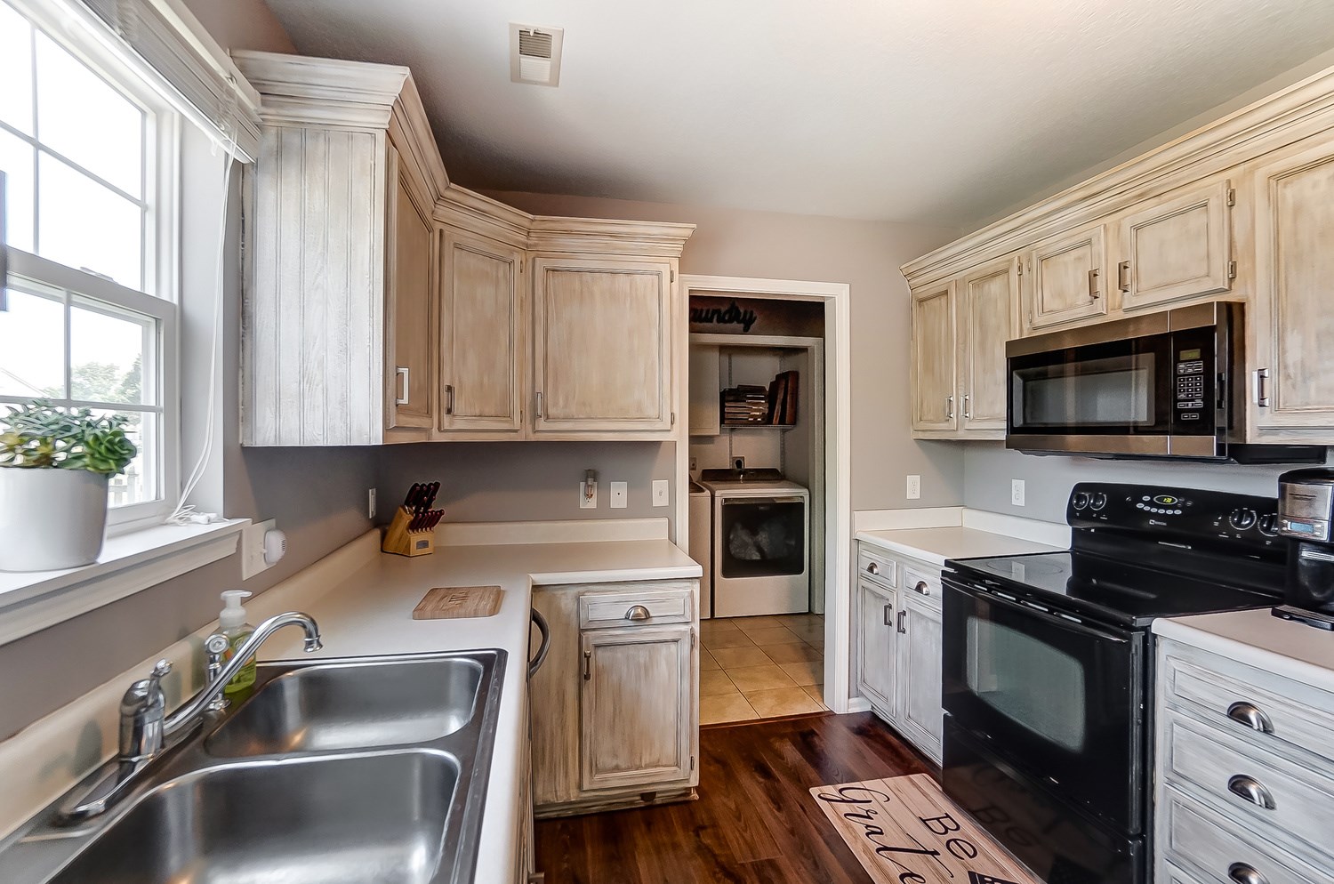 3212 Cedar Ridge Run Fort Wayne, IN 46808 - Photo 11 of 30 Gallery Image 11