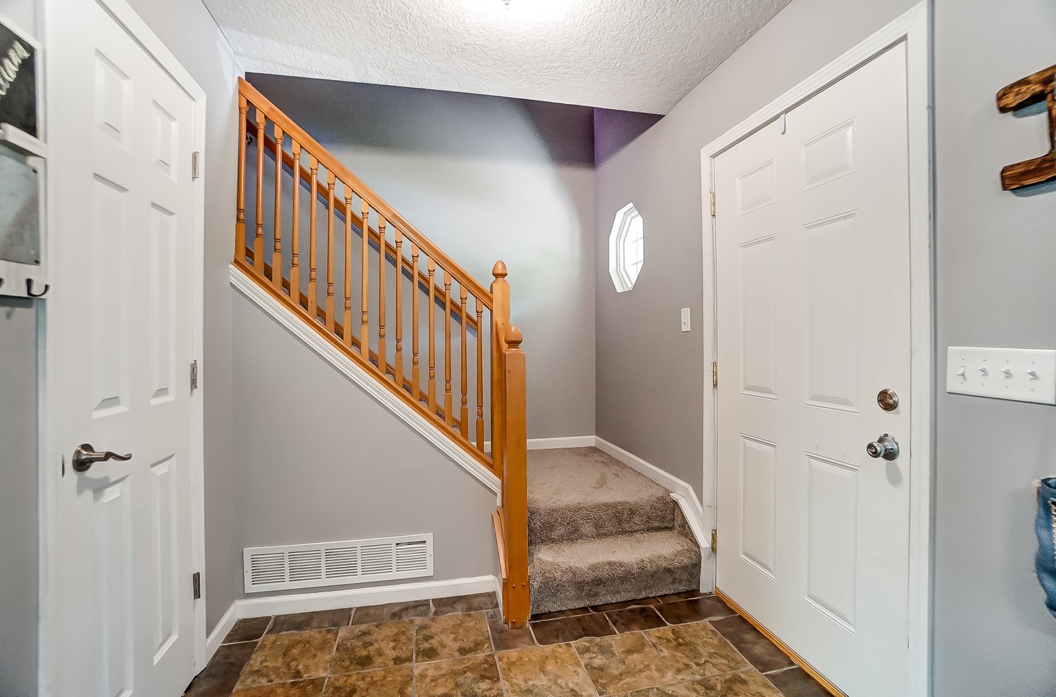3212 Cedar Ridge Run Fort Wayne, IN 46808 - Photo 4 of 30 Gallery Image 4