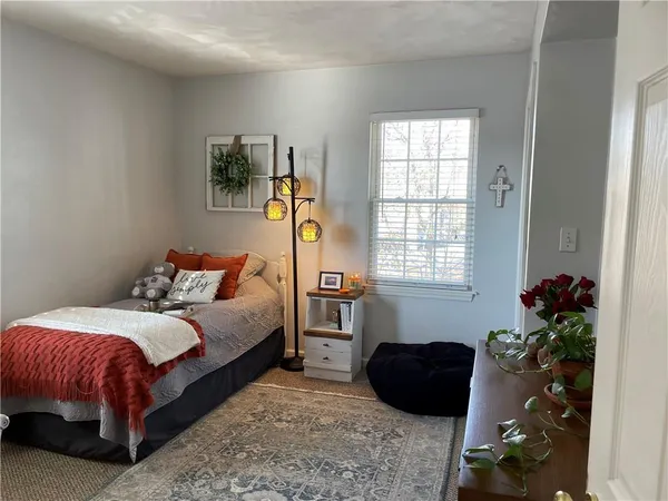 $2,650 | 107 Liberty Street, Greensburg, PA 15601