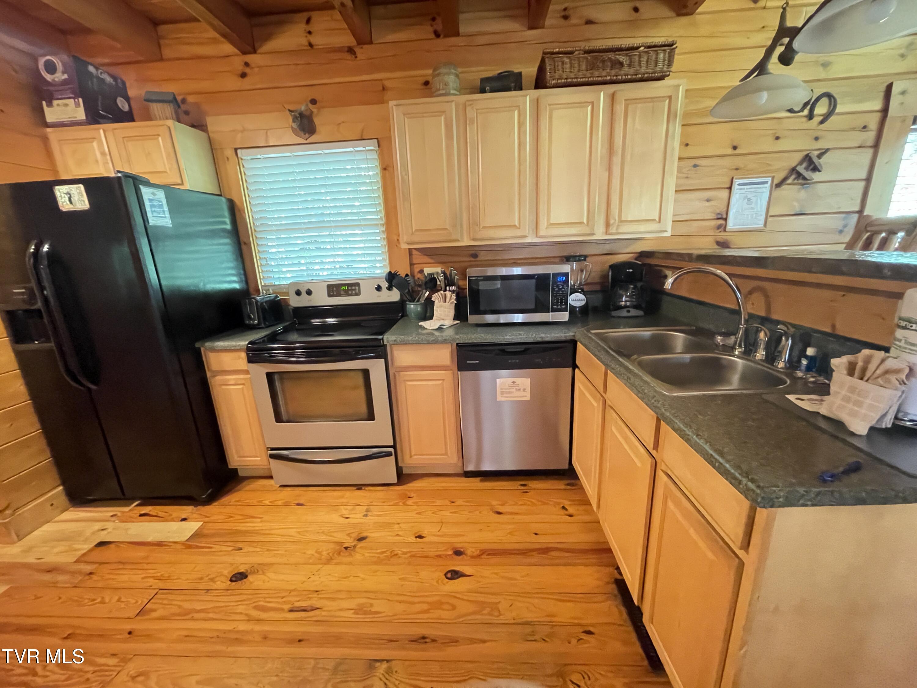 915 Powdermill Road Gatlinburg, TN 37738 - Photo 29 of 56 IMG_0676