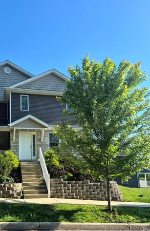 $290,000 | 1771 West Victoria Lane, Unit 10, Bloomington, IN 47403