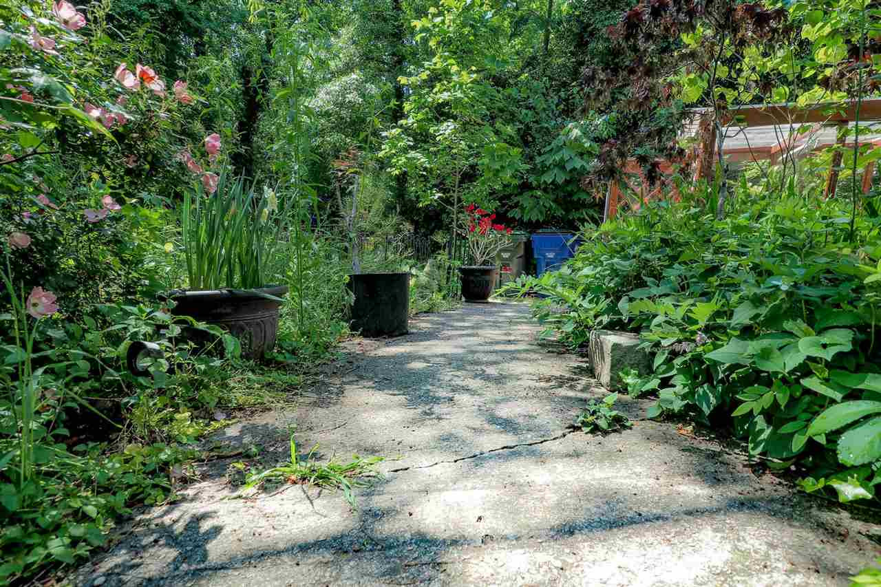 1027 Gardner Street Raleigh, NC 27607 - Photo 5 of 25 Photo 5
