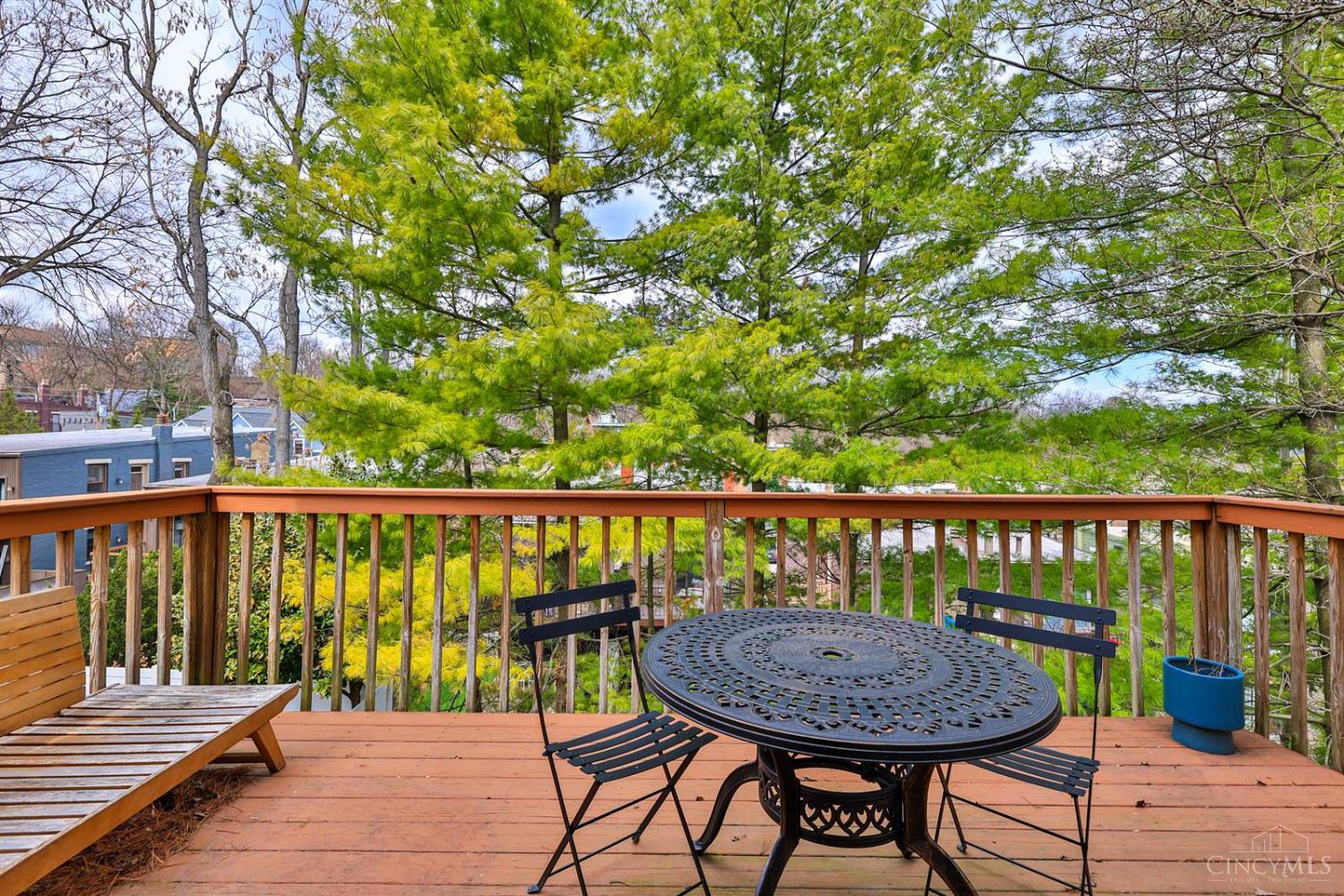 982 Hatch Street Cincinnati, OH 45202 - Photo 25 of 49