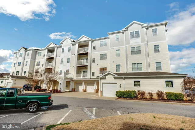 a car parked in front of a building