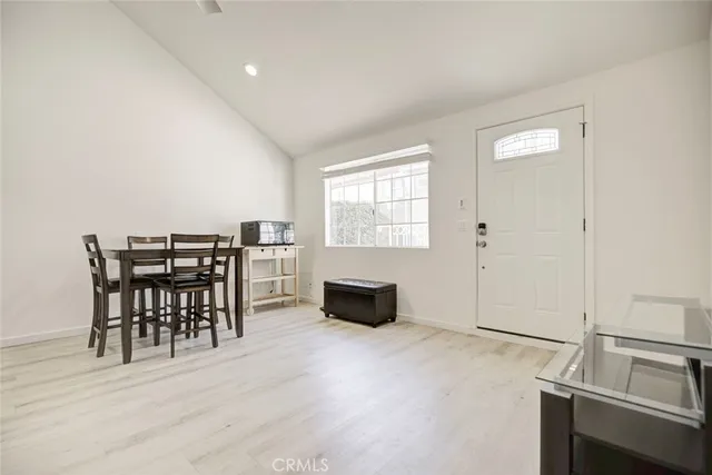 $2,300 | 1444 A Bruce Avenue, Glendale, CA 91202