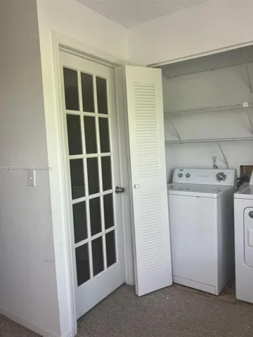 an empty room with a empty space