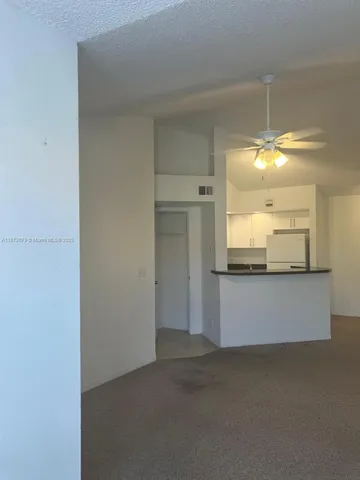 $1,650 | 3430 Pinewalk Drive North, Unit 636, Margate, FL 33063