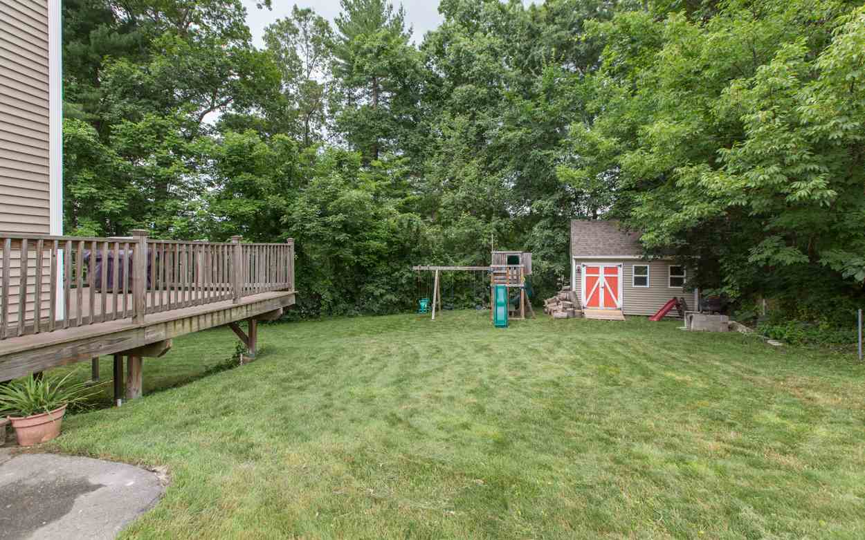 11 Stanwood Road Salem, NH 03079 - Photo 3 of 28 Gallery Image 3