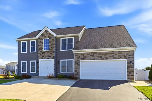 $649,900 | 3353 Cedar Vly Way, Hamburg, NY 14075