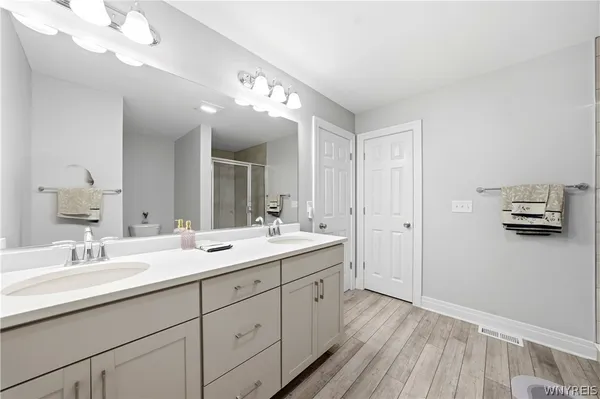 $649,900 | 3353 Cedar Vly Way, Hamburg, NY 14075