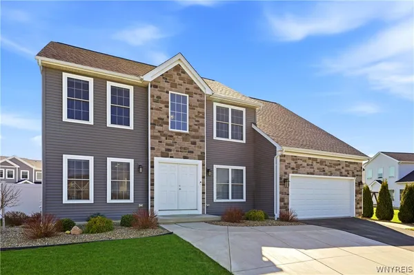 $649,900 | 3353 Cedar Vly Way, Hamburg, NY 14075