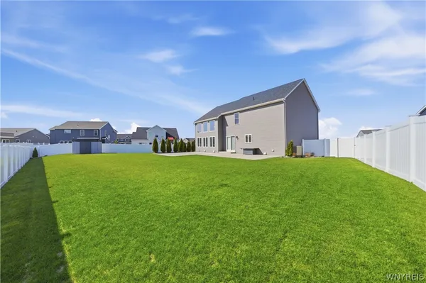 $649,900 | 3353 Cedar Vly Way, Hamburg, NY 14075