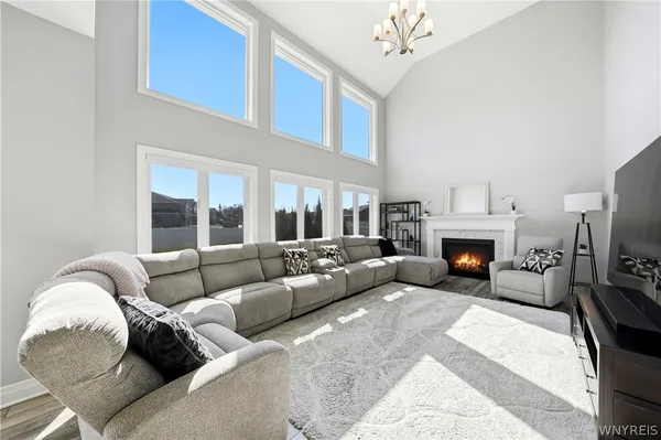 $649,900 | 3353 Cedar Vly Way, Hamburg, NY 14075