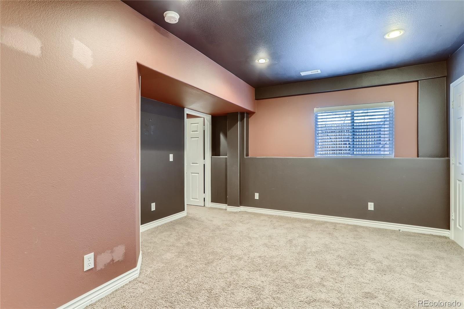 3905 South Kirk Way Aurora, CO 80013 - Photo 23 of 33