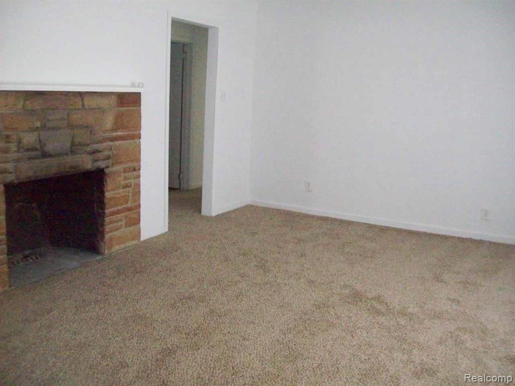 7664 Lamphere Redford, MI 48239 - Photo 2 of 10