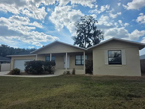 $1,600 | 4250 Northeast 2nd Court, Ocala, FL 34479