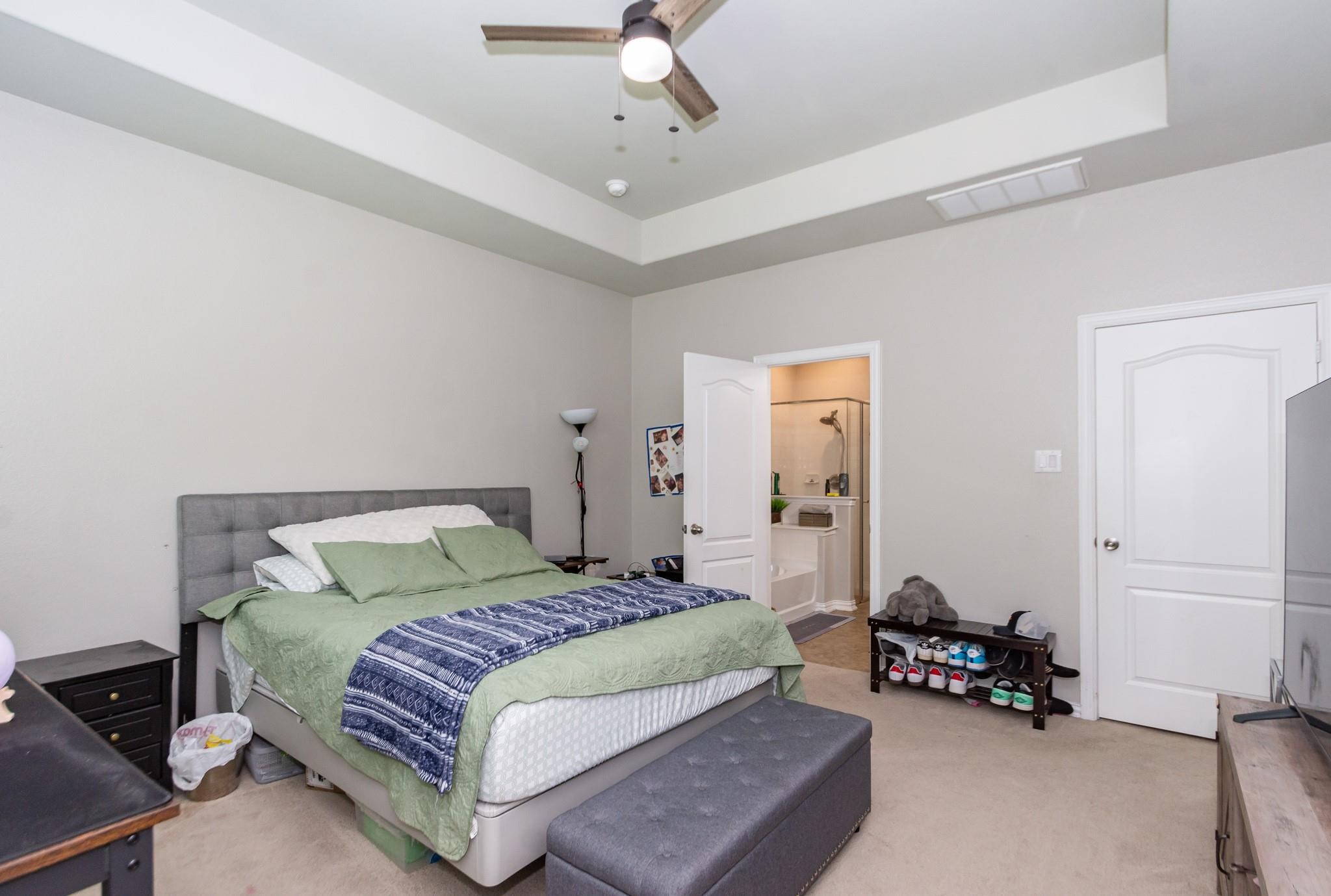 208 Timber Grove Court Clute, TX 77531 - Photo 12 of 22