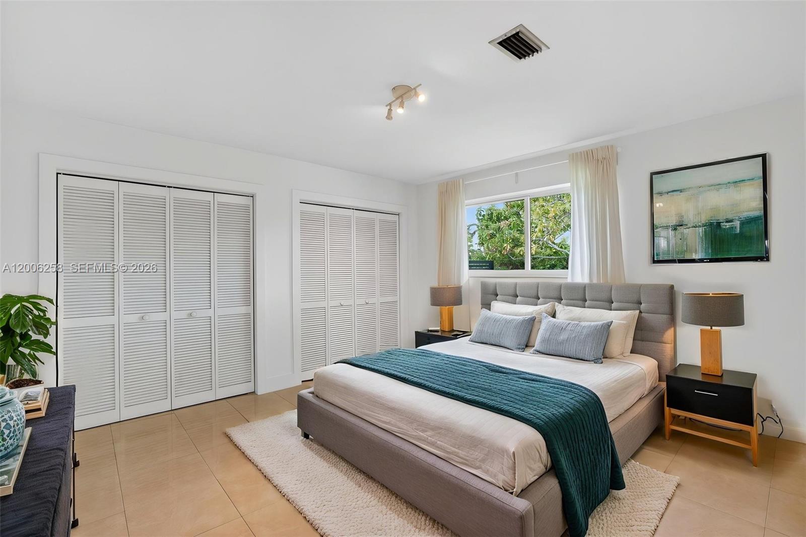 8161 Southwest 104th Street Miami, FL 33156 - Photo 12 of 24