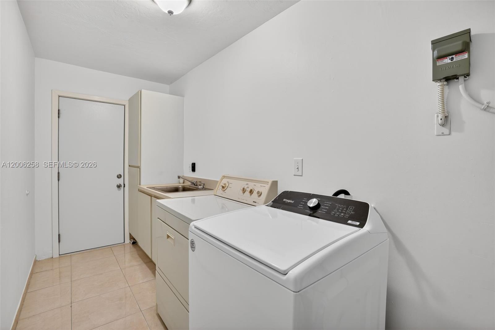 8161 Southwest 104th Street Miami, FL 33156 - Photo 23 of 24