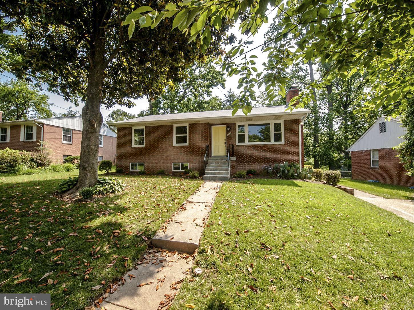 10709 Huntley Avenue Silver Spring, MD 20902 - Photo 2 of 30 Exterior (Front)