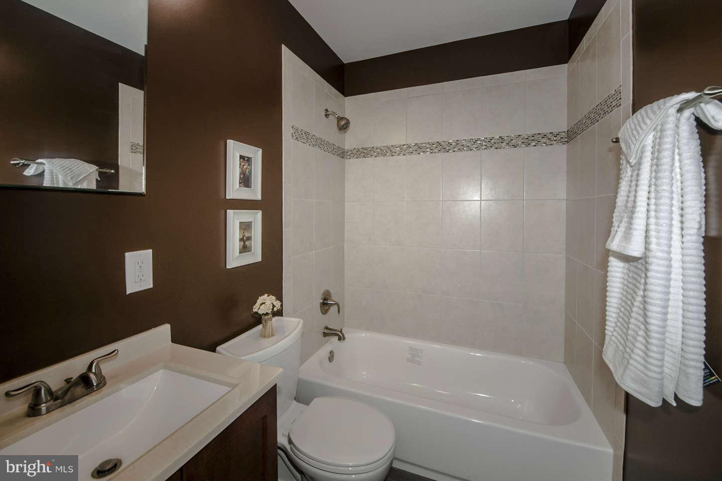 10709 Huntley Avenue Silver Spring, MD 20902 - Photo 15 of 30 Bath