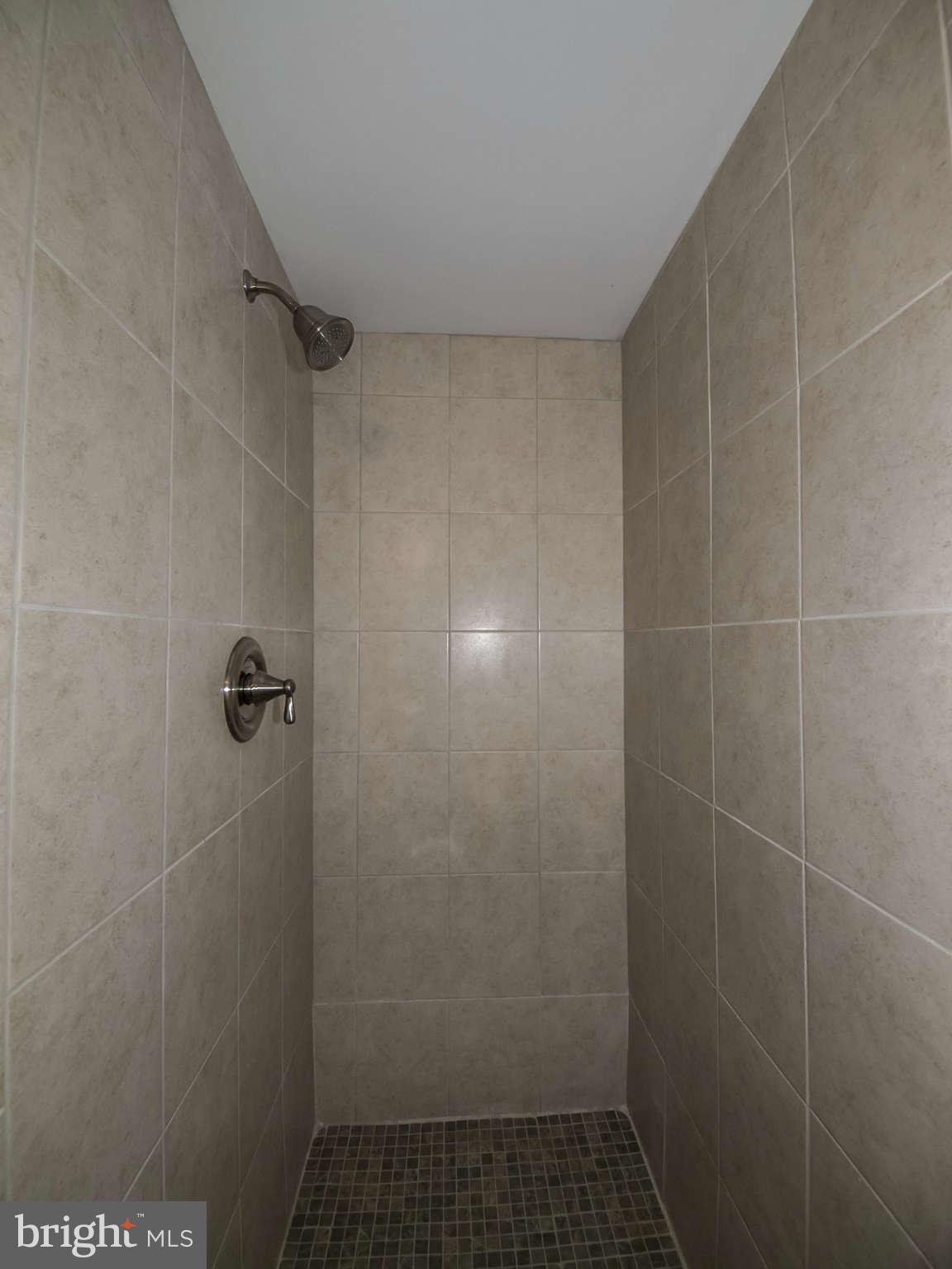 10709 Huntley Avenue Silver Spring, MD 20902 - Photo 21 of 30 Bath