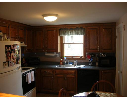 3 Middlesex Road Sharon, MA 02067 - Photo 2 of 9 Gallery Image 2