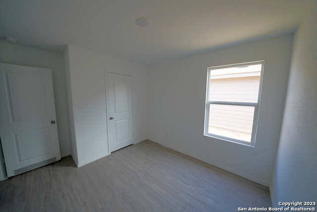 8810 Barrow Path Converse, TX 78109 - Photo 26 of 38