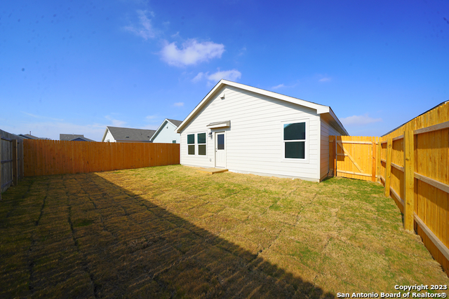 8810 Barrow Path Converse, TX 78109 - Photo 38 of 38