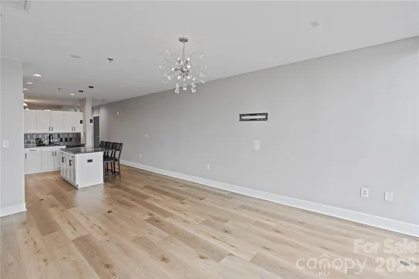 $339,000 | 333 West Trade Street, Unit 2103, Charlotte, NC 28202