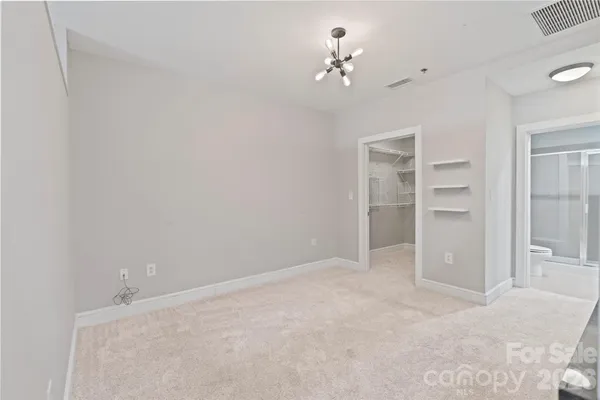 $339,000 | 333 West Trade Street, Unit 2103, Charlotte, NC 28202