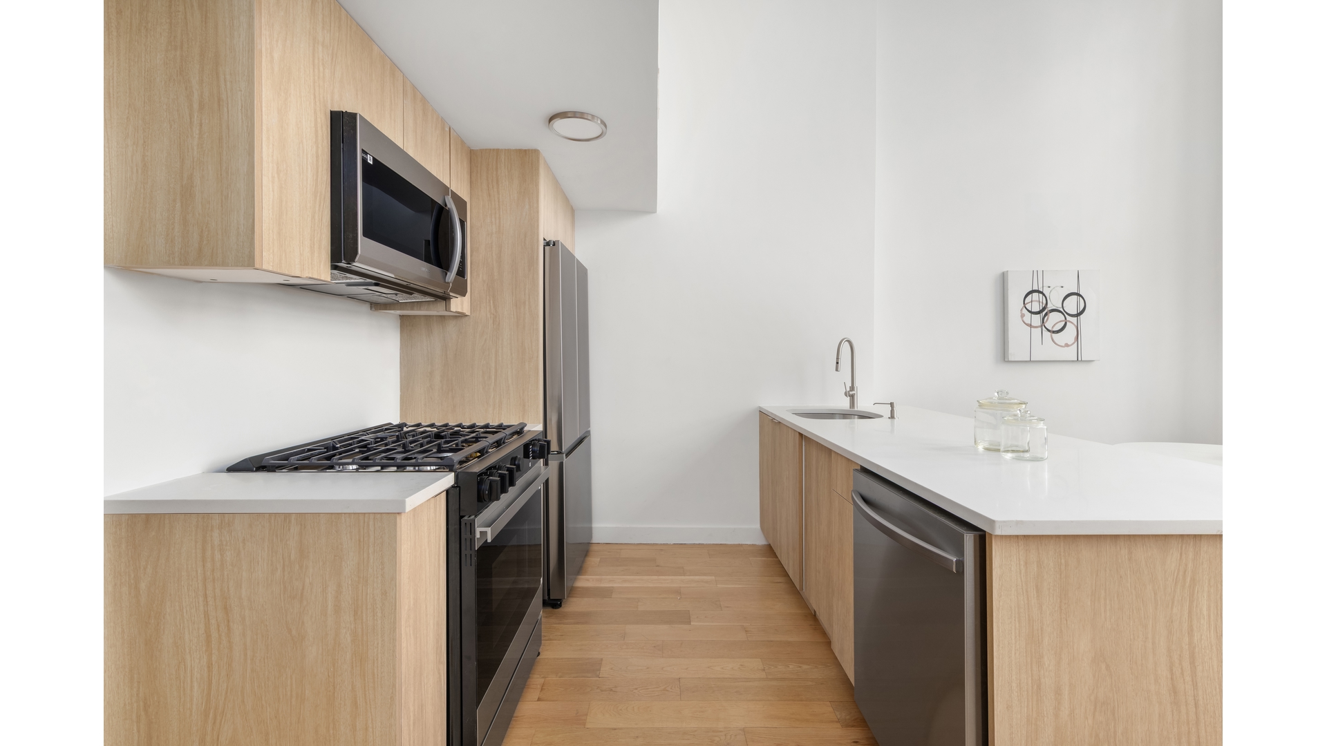 97 Waverly Avenue, Unit 4 Brooklyn, NY 11205 - Photo 2 of 9