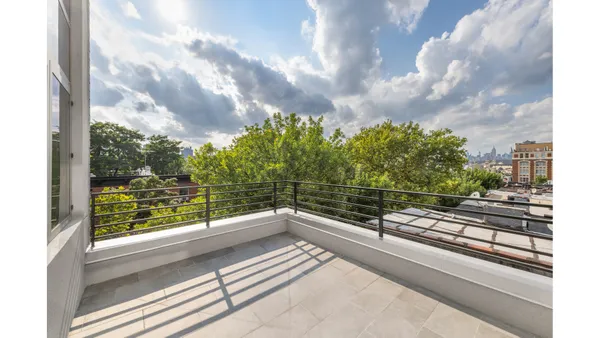 $850,000 | 97 Waverly Avenue, Unit 4 | Clinton Hill
